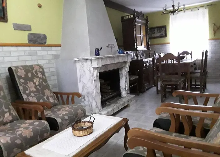 Casa Entrenidos Kır Evi Mudá